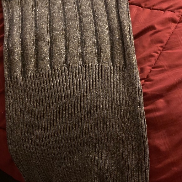 Size S gently used cute sweater - Picture 7 of 10